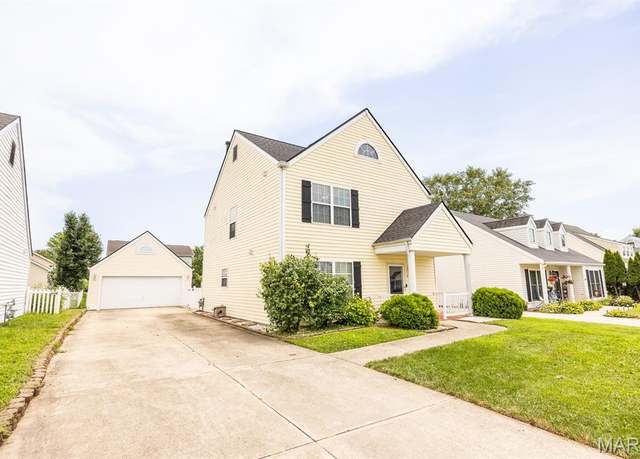 Property at 248 Brookmont Dr, Belleville, IL 62221, 3 beds, 2.5 baths