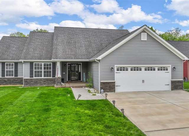 Property at 568 Long Train Dr, Troy, MO 63379, 3 beds, 2 baths