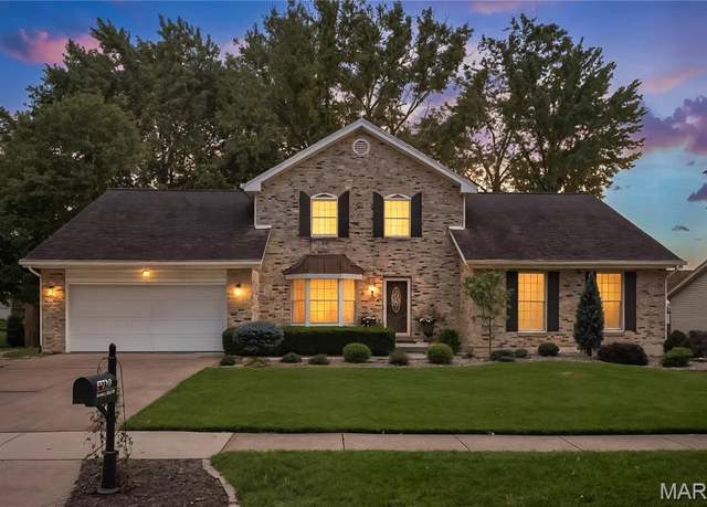 Property at 15790 Country Ridge Dr, Chesterfield, MO 63017, 4 beds, 3.5 baths