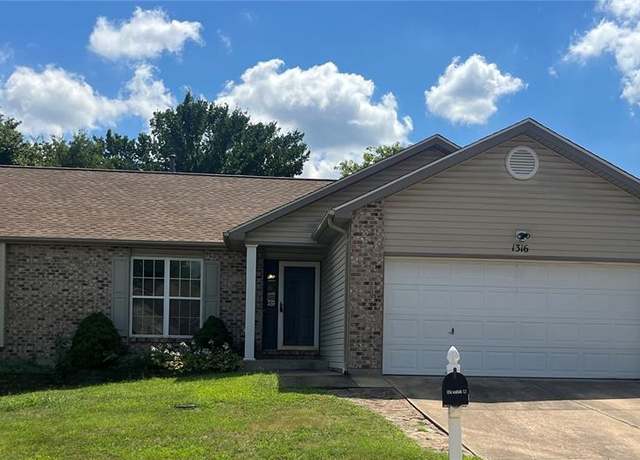 Property at 1316 Kodiak Ct, Festus, MO 63028, 3 beds, 3 baths