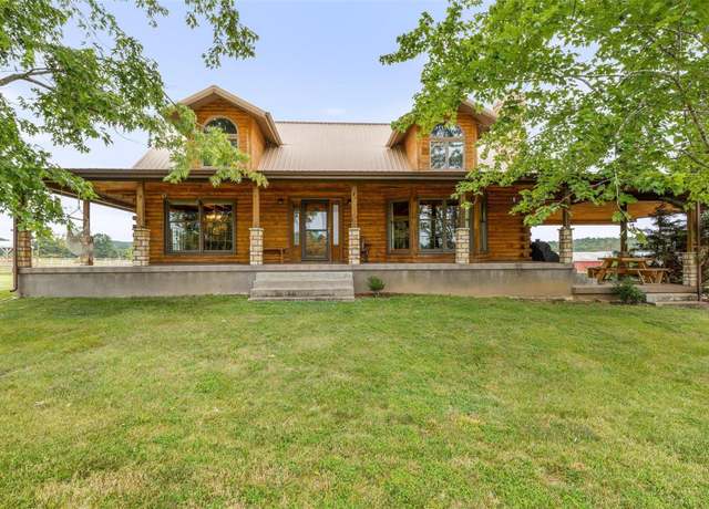 Property at 10646 Mounts Rd, Irondale, MO 63648, 3 beds, 2.5 baths