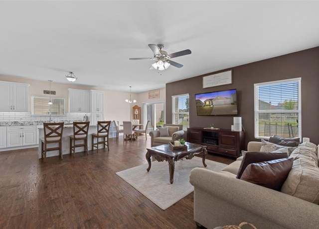 Photo of 1004 Roosevelt Dr, Wentzville, MO 63385