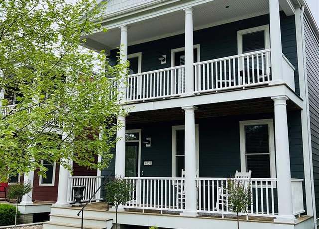 Property at 6020 New Town Dr, St Charles, MO 63301, 3 beds, 2.5 baths