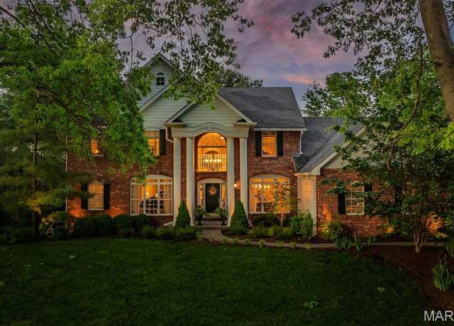 Property at 854 Revere Dr, St Louis, MO 63141, 4 beds, 5 baths