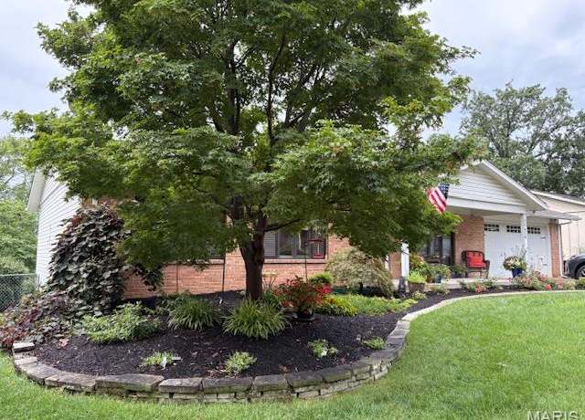 Property at 11458 Burgess Ave, Bridgeton, MO 63044, 3 beds, 2.5 baths