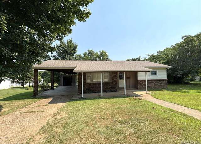 Property at 705 Bonnie St, Potosi, MO 63664, 3 beds, 1 bath
