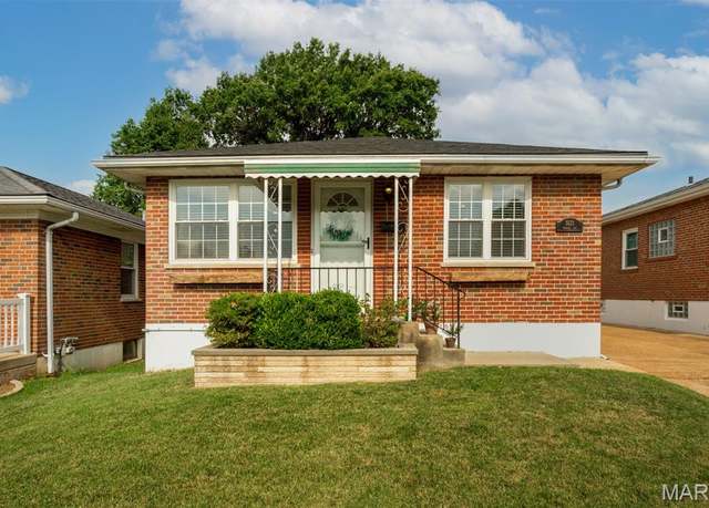 Property at 5121 Michael Ave, Shrewsbury, MO 63119, 2 beds, 2 baths