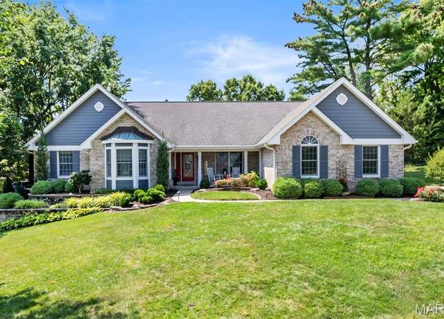 Property at 3416 Edgemont St, St Charles, MO 63301, 4 beds, 3.5 baths