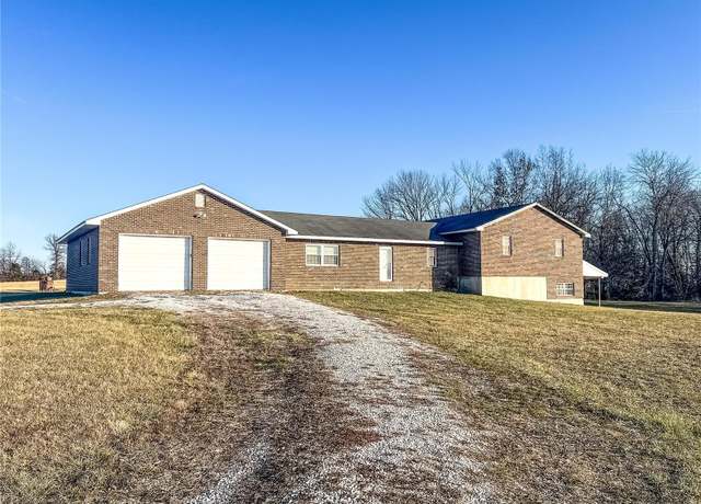 Property at 12818 Monroe Road 633, Santa Fe, MO 65282, 4 beds, 4 baths