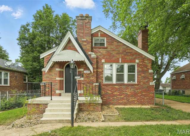 Property at 8609 Engler Ave, St Louis, MO 63114, 2 beds, 1.5 baths