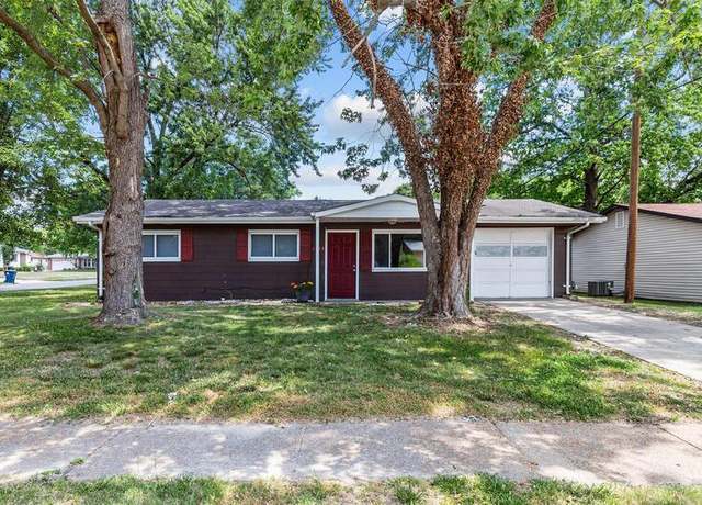 Property at 1395 Bluebird Dr, Florissant, MO 63031, 3 beds, 2 baths