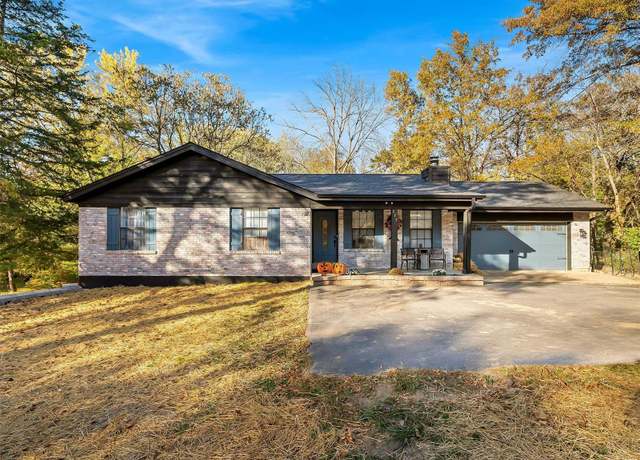 Property at 575 E Villa Ridge Rd, Villa Ridge, MO 63089, 3 beds, 2.5 baths