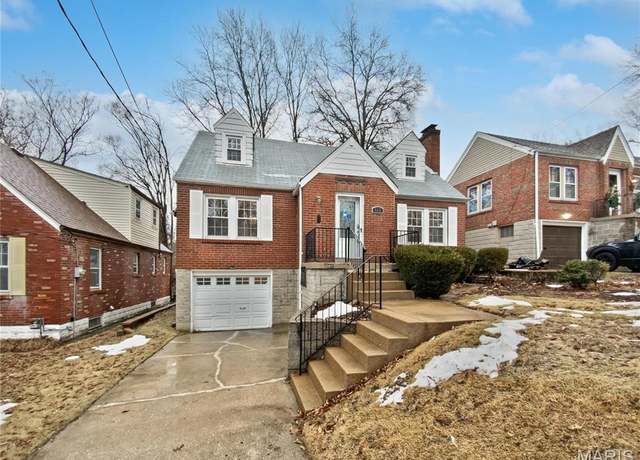 Property at 515 Carson Rd, St Louis, MO 63135, 3 beds, 2 baths