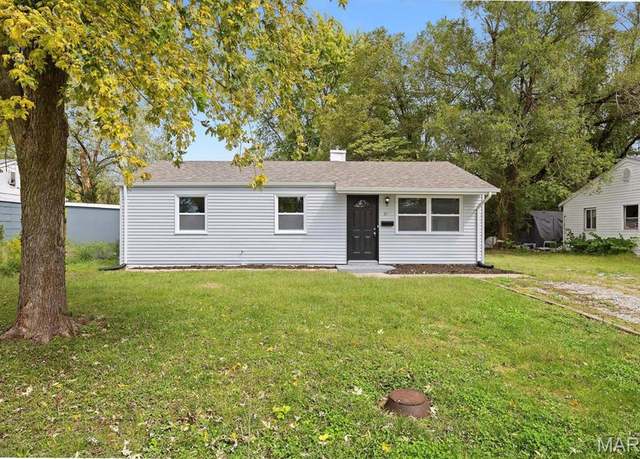 Property at 21 Saint Gregory Dr, Cahokia, IL 62206, 4 beds, 1 bath