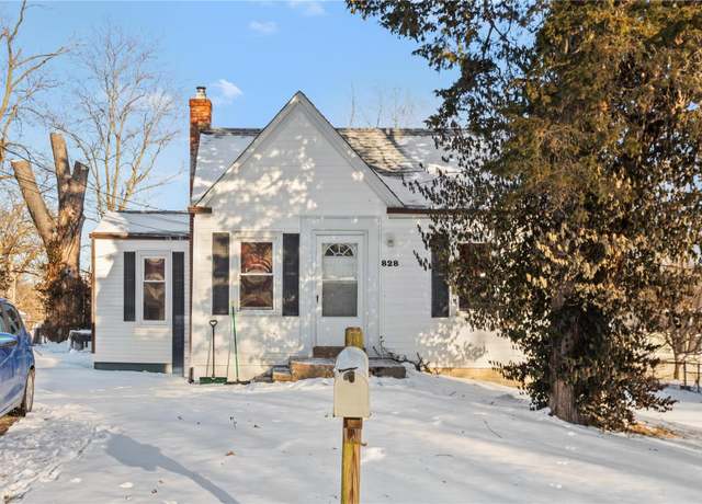 Property at 828 Marion Pl, St Louis, MO 63135, 2 beds, 1 bath