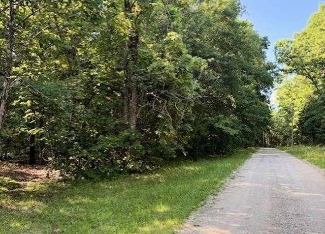 Property at 11 Log Cabin Trl, New Florence, MO 63363