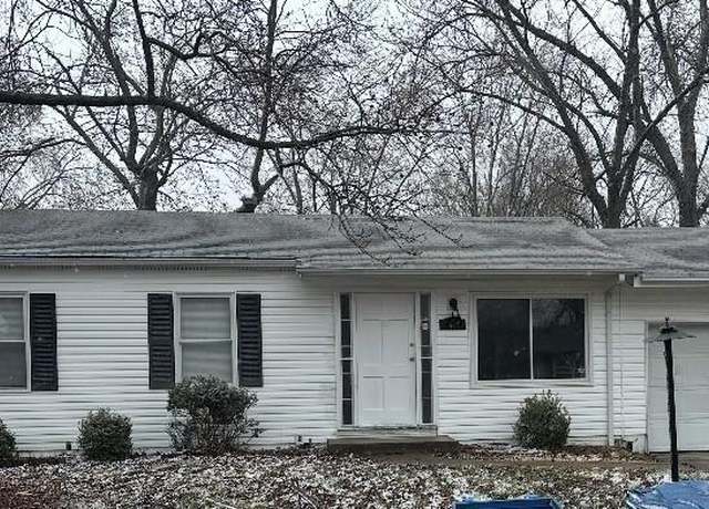 Property at 1339 Cabrillo Dr, St Louis, MO 63138, 3 beds, 2 baths
