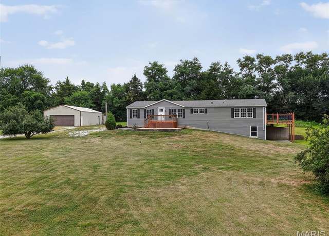 Property at 30139 Prairie Estates Rd, Warrenton, MO 63383, 4 beds, 2 baths
