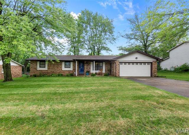 Property at 3117 Mimosa St, Cape Girardeau, MO 63701, 3 beds, 2.5 baths