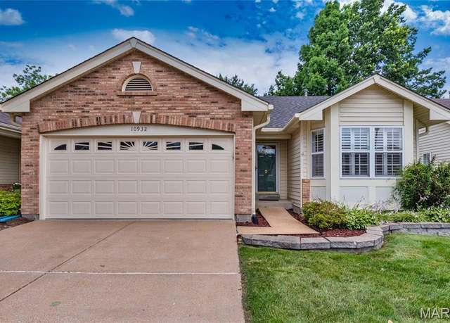 Property at 10932 Concord Circle Dr, Concord Village, MO 63123, 2 beds, 2 baths