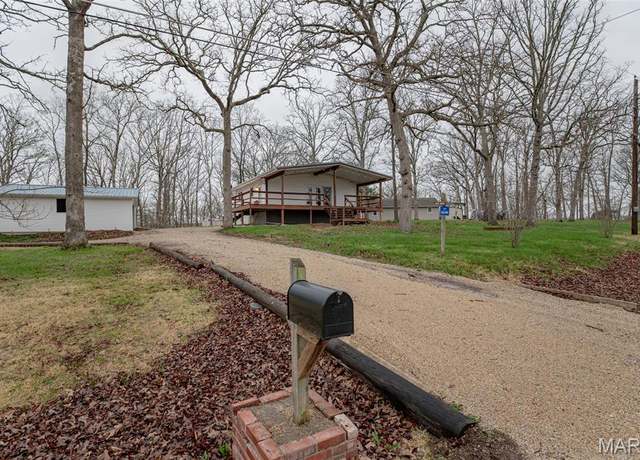 Property at 777 Squaw Rd, Cuba, MO 65453, 3 beds, 1.5 baths