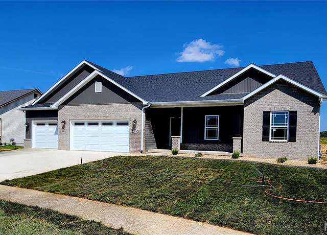 Property at 720 Creekwood Ct, O'fallon, IL 62269, 4 beds, 3 baths