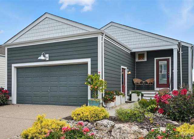 Property at 132 Front Lake Ln, St Charles, MO 63301, 3 beds, 3 baths