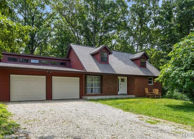 Property at 7052 Gwenmil Lake Ln, Cedar Hill, MO 63016, 3 beds, 2 baths
