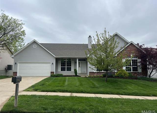 Property at 1387 Norwood Hills Dr, O'fallon, MO 63366, 4 beds, 3 baths