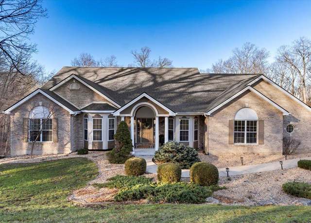 Property at 4 Hidden Forest Dr, Wildwood, MO 63025, 5 beds, 3.5 baths