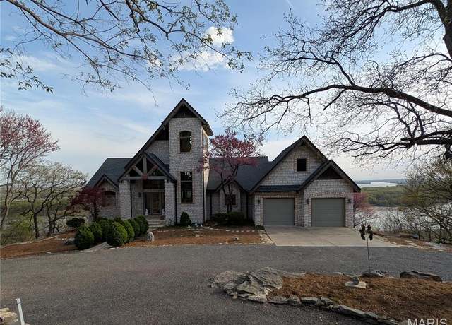 Property at 1 River Ridge Rd, Grafton, IL 62037, 3 beds, 3 baths