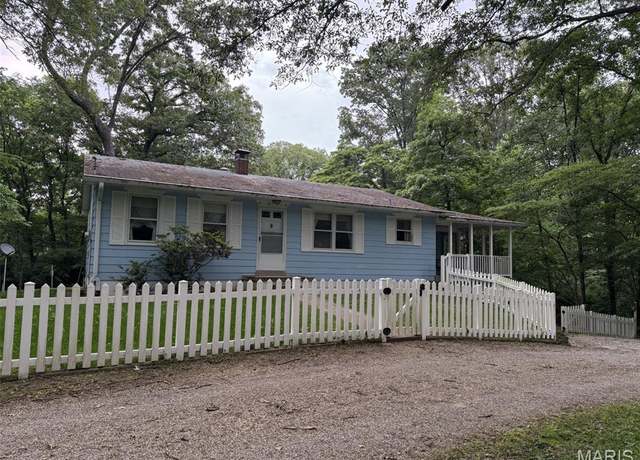 Property at 6982 Deer Hill Rd, Waterloo, IL 62298, 3 beds, 2 baths