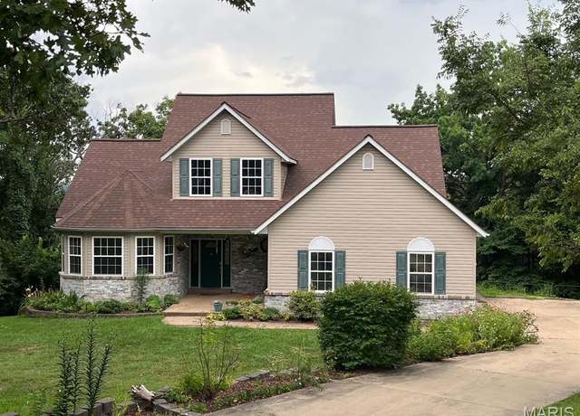 Property at 545 Honeysuckle Ln, Union, MO 63084, 3 beds, 2.5 baths