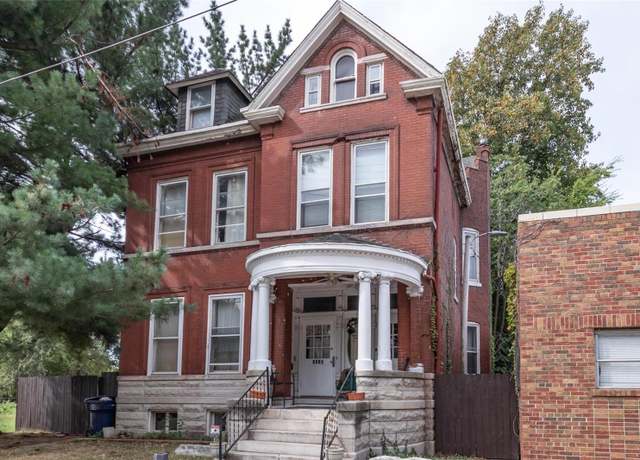 Property at 3815 N 20th St, St Louis, MO 63107, 8 beds, 2.5 baths