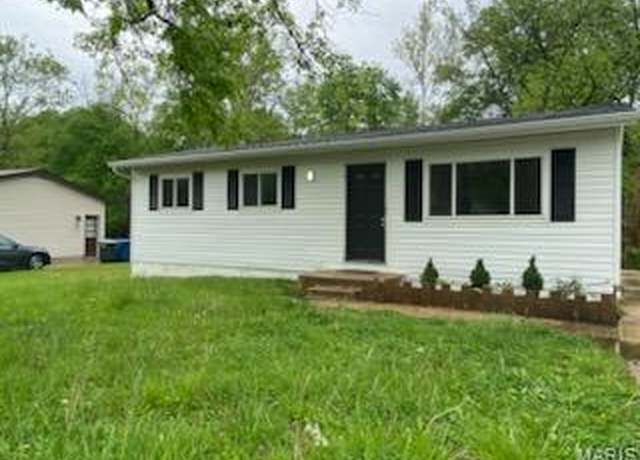 Property at 1551 Ville Rosa Ln, Hazelwood, MO 63042, 3 beds, 1 bath