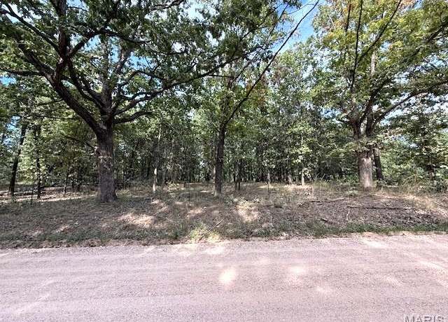 Property at 13025 Industry Rd, Lebanon, MO 65536