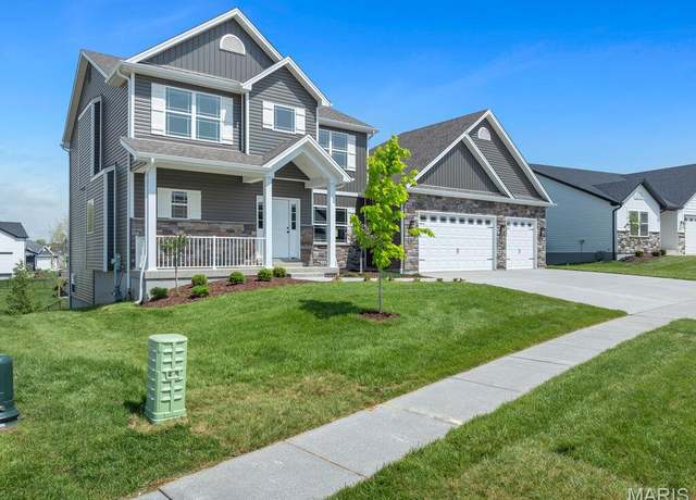 Property at 605 Woodway Dr, Wentzville, MO 63385, 5 beds, 9 baths