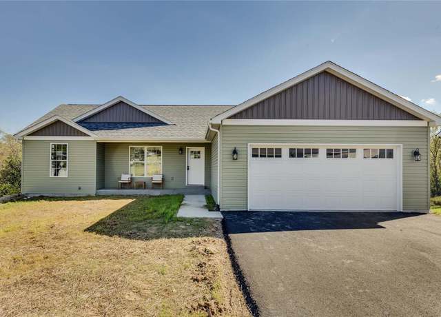 Property at 1162 Hawthorne Dr, Desloge, MO 63601, 3 beds, 2 baths