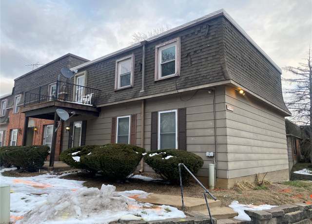 Property at 6626 Cracklewood Ln, Florissant, MO 63033, 3 beds, 2 baths