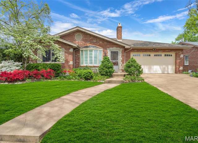 Property at 6271 Kinsey Pl, St Louis, MO 63109, 3 beds, 1.5 baths