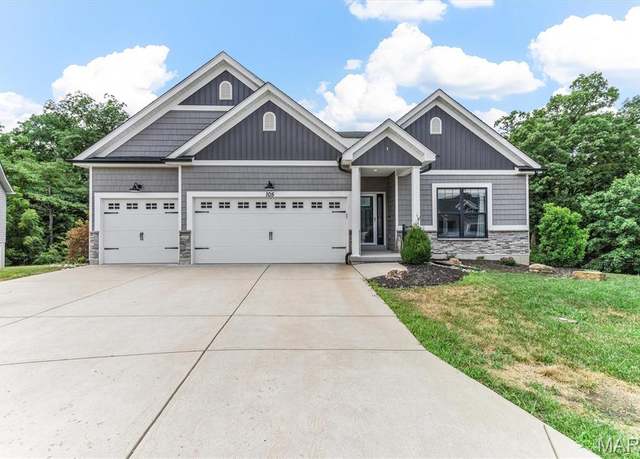 Property at 105 Regency Ct, Herculaneum, MO 63048, 4 beds, 3 baths