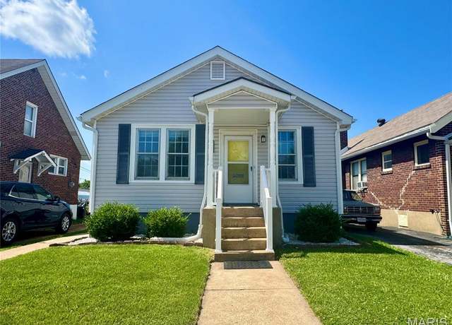 Property at 6328 Bradley Ave, St Louis, MO 63139, 2 beds, 1 bath