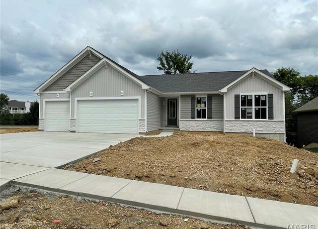 Property at 101 Peine Valley Ct, Wentzville, MO 63385, 3 beds, 2.5 baths
