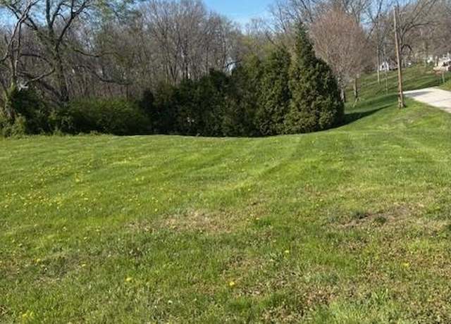 Property at 112 Blaine St, Pocahontas, IL 62275