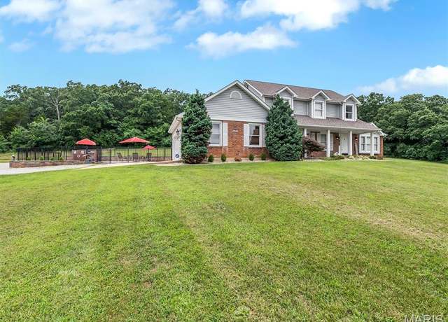 Property at 8165 Whisper Valley Rd, Robertsville, MO 63072, 4 beds, 3.5 baths