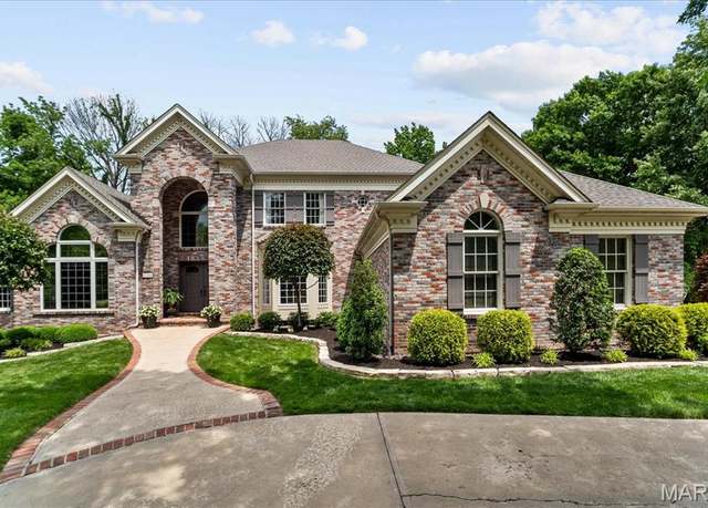 Property at 17266 Jeffreys Crossing Ln, Chesterfield, MO 63005, 4 beds, 4.5 baths