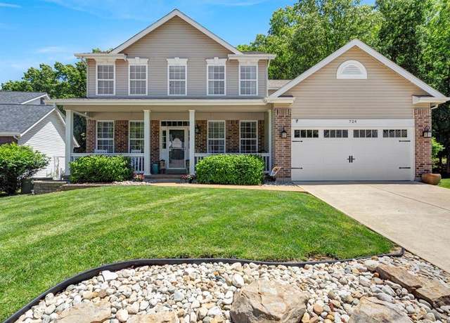 Property at 724 Hilltop Woods Ct, Eureka, MO 63025, 4 beds, 3.5 baths