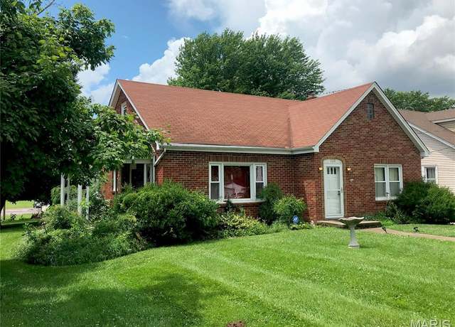 Property at 103 Maupin Ave, New Haven, MO 63068, 3 beds, 1.5 baths
