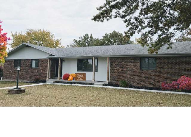 Property at 302 Park Plz, Kirksville, MO 63501, 3 beds, 3 baths