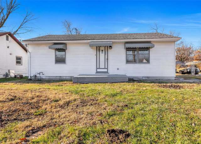 Property at 232 Julian Ave, Cahokia, IL 62206, 2 beds, 1 bath